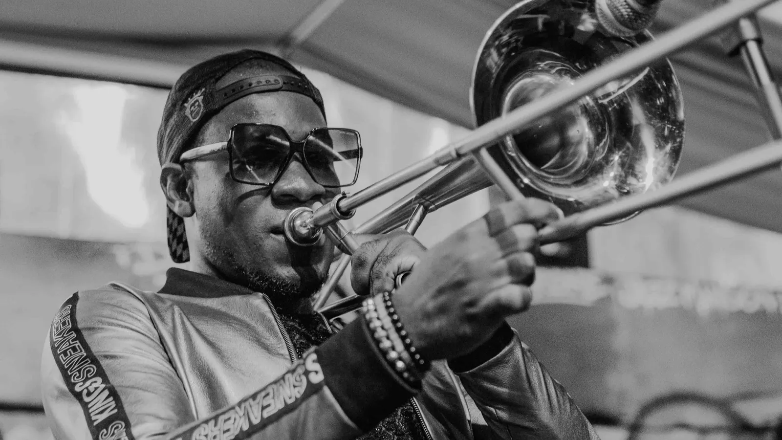 Joabe Reis lança seu álbum de estreia 'Crew in Church'